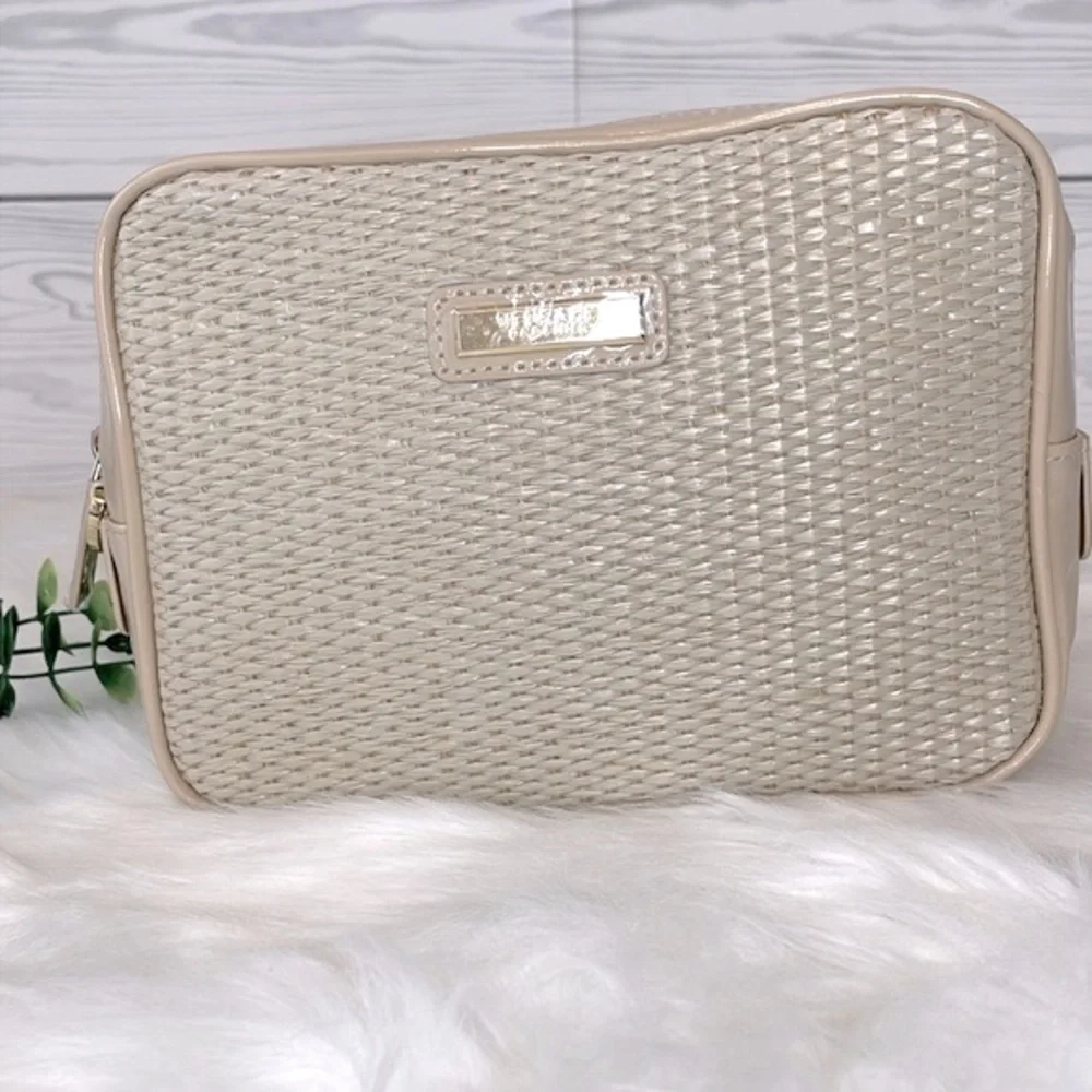 Versace Parfums Woven/Patent Beauty‎ Pouch - Picture 2 of 13